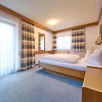 B&B Haus Spieleck 4*