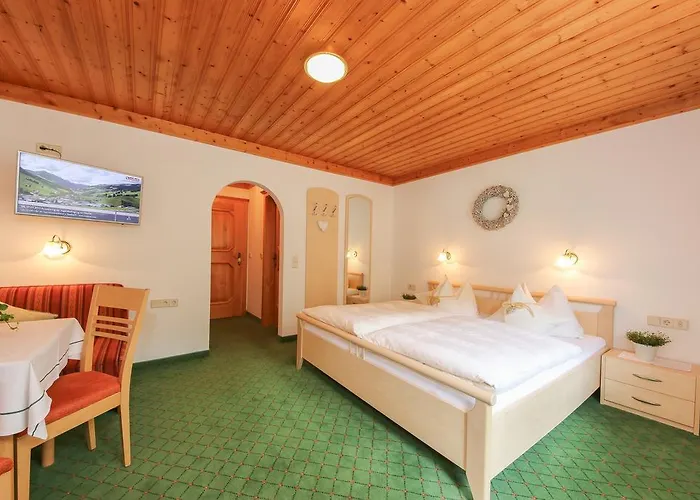 Haus Spieleck Alojamento de Acomodação e Pequeno-almoço Saalbach-Hinterglemm